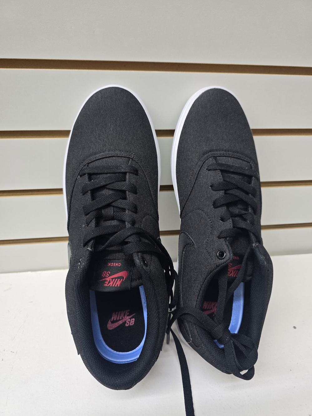 Nike Men’s Black Canvas Skate Sneakers with White Sole